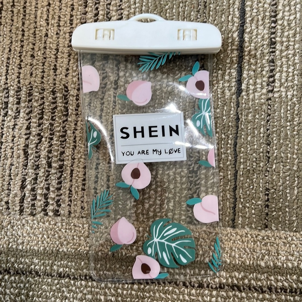 Waterproof bag for phone
